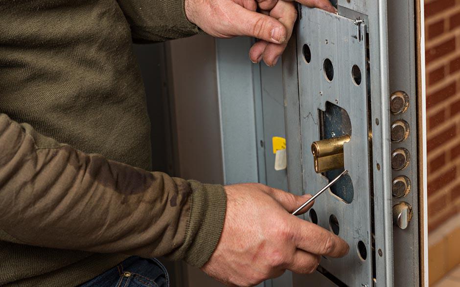prix changement de serrure Arcueil